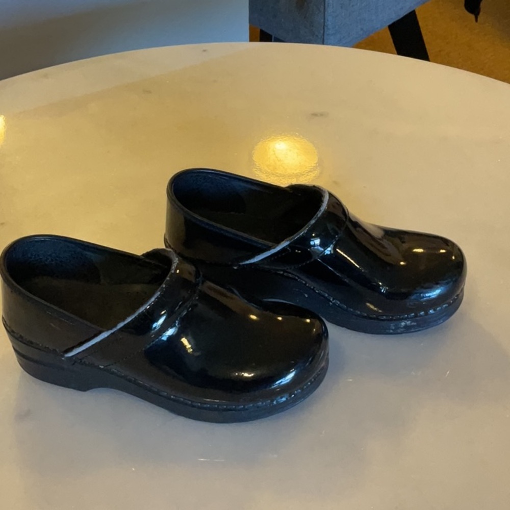 DANSKO Professional Black Patent size 36